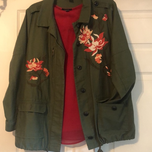 🌷SOLD🌷100%Cotton medium Weight Jacket. - Picture 2 of 7